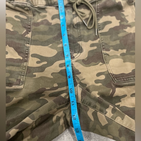 [14R]American Eagle AE Next Level Stretch Ripstop Camo Cargo Jogger - Picture 11 of 12